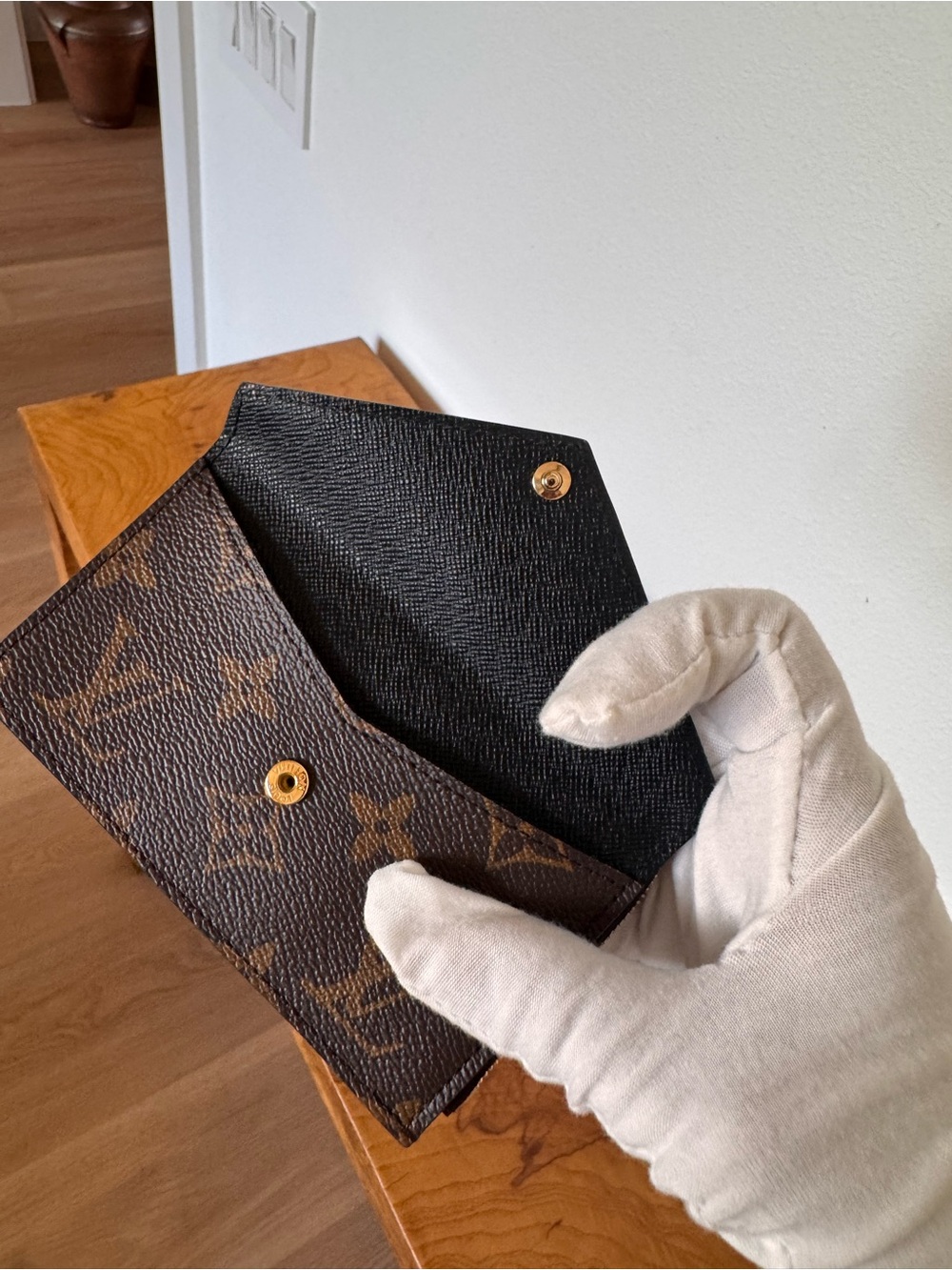 Louis Vuitton Monogram Canvas Card & Key Pouch in Brown PRISTINE - Picture 4 of 10